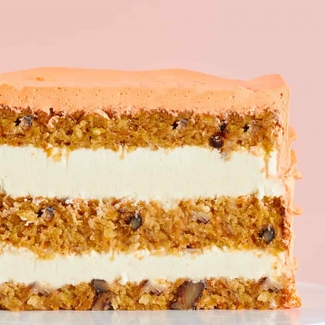 «Морковная с сырным кремом и грецким орехом» 