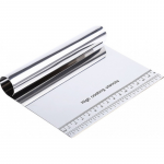 Шпатель для выравнивания тортов, подходит до тортов до 20 см в длину. Угол 90 градусов дает возможность для изготовления идеально ровных тортов